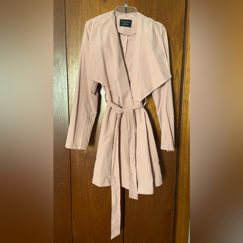 Lightweight light pink jacket